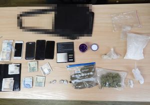 Areszt dla mieszkańca Bielawy za posiadanie znacznej ilości środków odurzających i substancji psychotropowych.