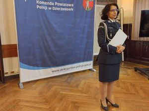 Tuż przed wyjazdem na kurs podstawowy policjanci wypowiedzieli słowa roty