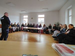 Piławscy policjanci brali udział w przygotowaniach wolontariuszy aby zbiórka odbywała się w sposób bezpieczny.