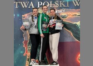 Policjantka na podium Mistrzostw Polski