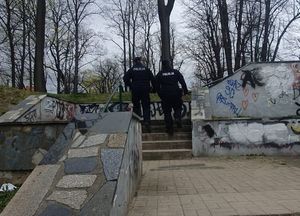 Dzielnicowi z Dzierżoniowa aktywnie działają na rzecz bezpieczeństwa mieszkańców