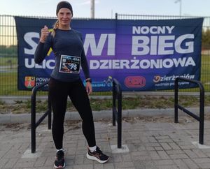 Funkcjonariusze z Dzierżoniowa wzięli udział w Sowi Bieg 2025