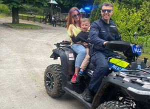Policjanci z powiatu dzierżoniowskiego gościnnie na festynie „Świat Zdrowia i Bezpieczeństwa” w Pilawie Górnej