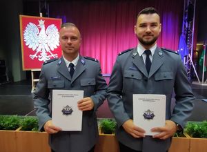Uroczysta zbiórka z okazji 106. rocznicy powołania Policji oraz 100-lecia Policji kobiecej