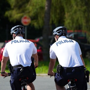 SZYBCY I MOBILNI - POLICYJNE PATROLE ROWEROWE