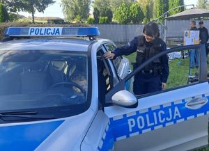 Policjanci z Piławy Górnej i Łagiewnik na festynie parafialno-dożynkowym