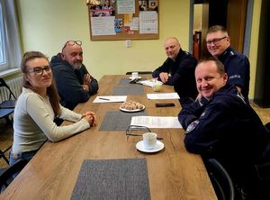 Policja i Hufiec Pracy w Bielawie wspólnie przeciwko hejtowi