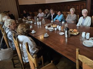 Setna rocznica służby kobiet w Policji – wyjątkowe spotkanie w Komendzie Powiatowej Policji w Dzierżoniowie