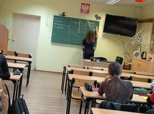 Spotkanie profilaktyczne dzierżoniowskiej Policji z młodzieżą Ochotniczego Hufca Pracy