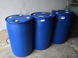 Policjanci z Dzierżoniowa ujawnili nielegalny alkohol i środki odurzające