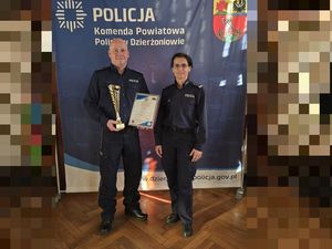 Policjant z Dzierżoniowa zajął drugie miejsce w wojewódzkim konkursie na najlepszego dyżurnego