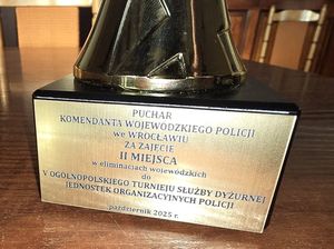 Policjant z Dzierżoniowa zajął drugie miejsce w wojewódzkim konkursie na najlepszego dyżurnego