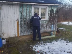 Dzielnicowi z Komisariatu Policji w Bielawie prowadzą działania w ramach Akcji Zima