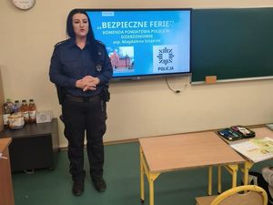 Policjantka z Dzierżoniowa o bezpieczeństwie podczas ferii zimowych