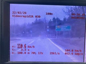 Pędził 110 kilometrów na godzinę w terenie zabudowanym – stracił prawo jazdy
