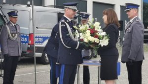 UROCZYSTY APEL Z OKAZJI AWANSU GENERALSKIEGO KOMENDANTA WOJEWÓDZKIEGO POLICJI WE WROCŁAWIU